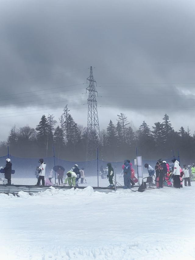 長白山和平滑雪場：冬日運動的理想之選。