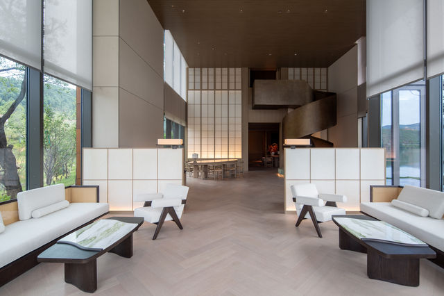 探索山水之旅  盡駐霧納酒店