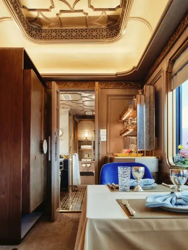 夢回敦煌 | 絲路夢享號列車 | 5天4晚發車 🚆