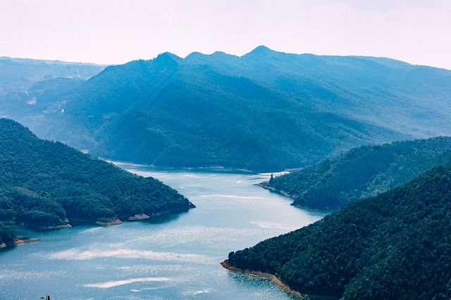 昆明後花園的山水詩—柴石灘水庫風景區