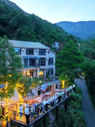 Nanyue Hengshan…This mountain homestay is next level.