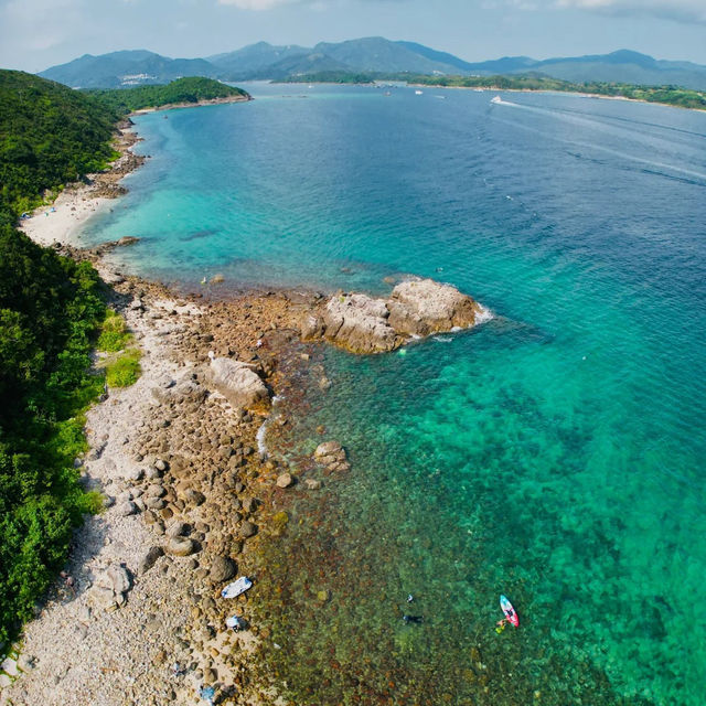 🏝️【西貢半月灣｜香港隱藏版玻璃海！果凍色海水靚到唔捨得走】