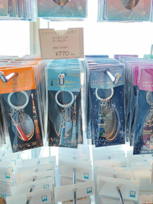 🗼東京晴空塔345米買買買攻略！必收夜光塔紀念品+紅郵筒寄明信片～ 