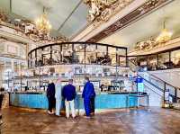 🎩 Discover A Grand London Hotel Reborn as a Pub! 🍻 