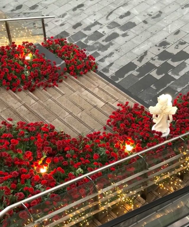 新晉打卡地玫瑰城堡 中秋氛圍到位咗