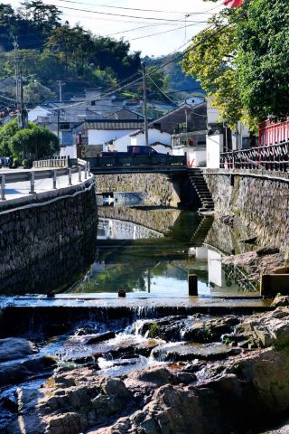 Mountains and waters meet, ancient villages have stories—step into Tangxi Village, Jixi!