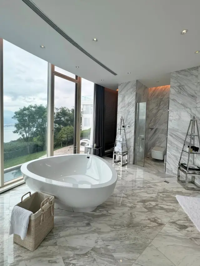 Hidden Art Hotel｜Kunming Yangzonghai's Stunning Private Retreat