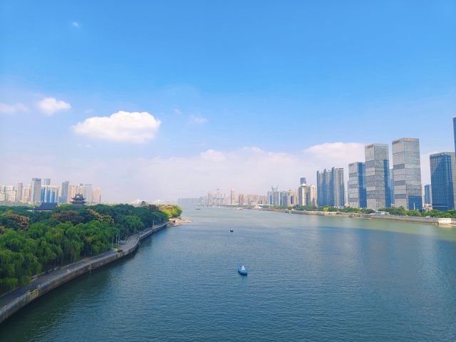 橘子洲頭｜漫步湘江畔，重拾青春的激情與夢想