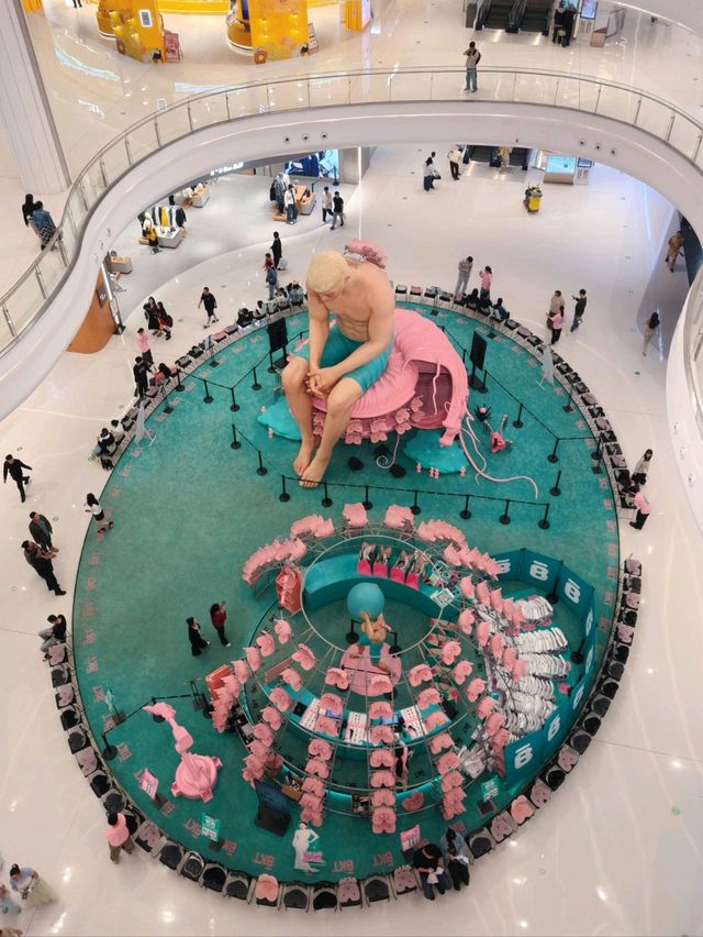 Definitely a 打卡 mall in Haikou!