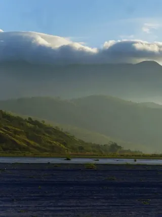 Come to this active volcano on New Year's Day to bid farewell to the old year