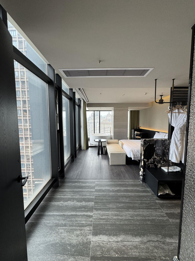 洲際旗下洲至奢選TFT酒店，51層雲端躺看兩江四岸