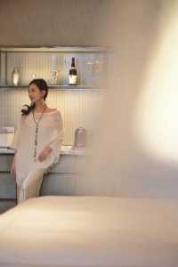 雅詩蘭黛凍齡白金「治癒」魔法｜一場逆轉時光的奢旅