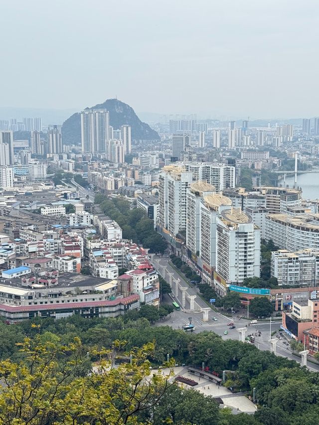 柳州旅行|最佳觀景台馬鞍山公園 柳州旅行|最佳觀景台馬鞍山公園