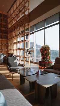 在網紅酒店過生日及除夕 精彩得不要不要的