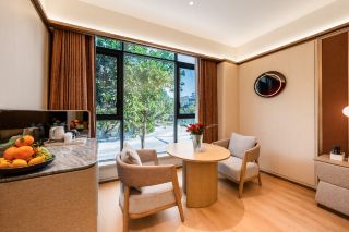 Yuanjiang C-Spot｜This Hotel Secretly Holds the Hot Zone’s Flowers, Fruits, and Warm Sunshine