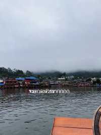 มาบ้านรักไทยทำอะไรดีล่องเรือเคล้าหมอก จิบชายามเช้า
