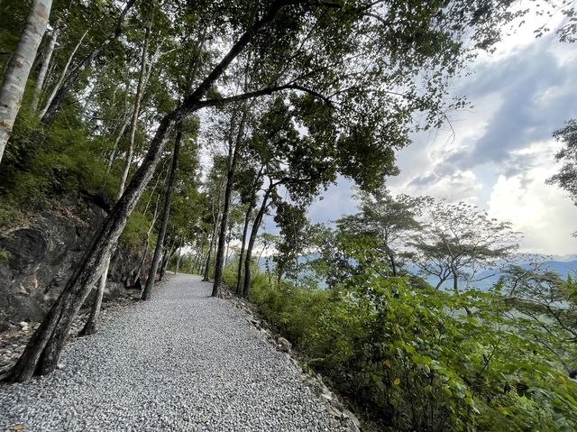 Through back to World War 2nd at Hellfire Pass