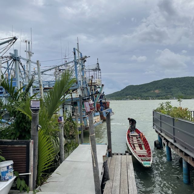Songkhla Pier คาเฟ่สุดชิลล์ริมทะเลสาบสงขลา