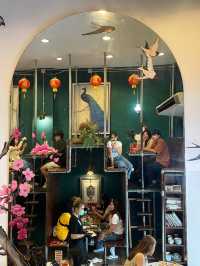 หลงโถว คาเฟ่ (LhongTou Café)