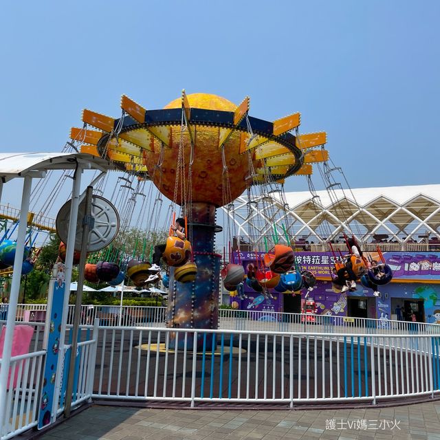 《台北兒童新樂園｜任玩全票值得買嗎？｜台北親子景點鐵三角 上集》