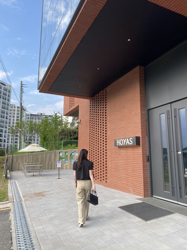 의왕 백운호수 숲속 뷰 카페 추천 : 호야스(HOYAS)