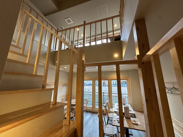 福岡・川端通商店街。60分ひとくち餃子を無限に食べられるお店『博多鉄なべ 無限餃子 中洲川端』
