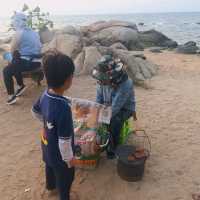 ชมพระอาทิตย์ตกที่หาดลับพัทยา