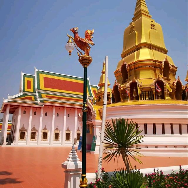 ไหว้พระขอพร ตามประสาสายมูเตลู