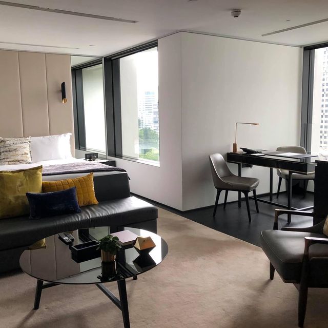 走進時尚古典建築物