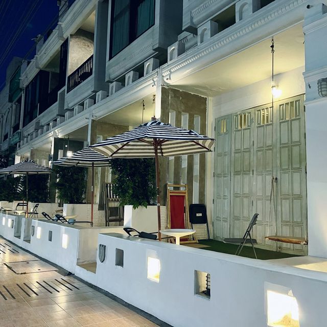 De Sea Almond หาดทรายรี