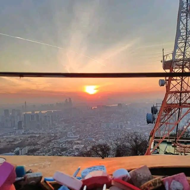  ไปดูพระอาทิตย์ตกดินที่ N SEOUL TOWER 