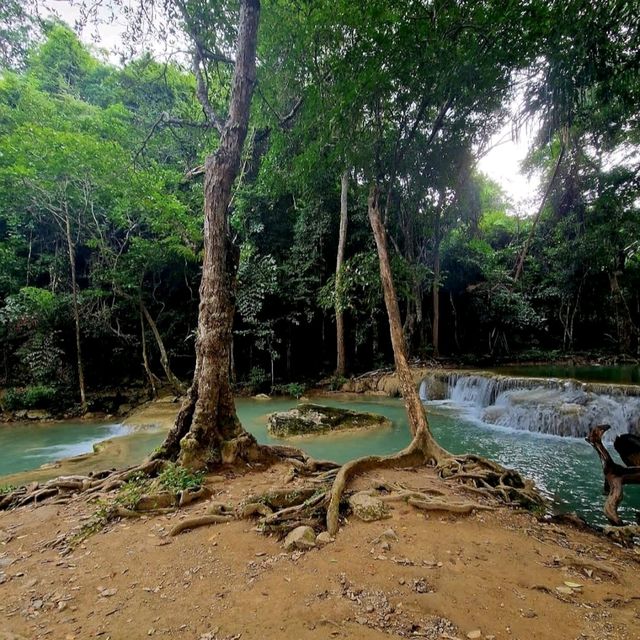 Phraya Nakhon Cave