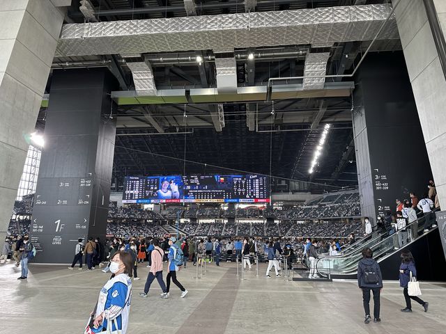 北海道の新観光名所。ES CON FIELD HOKKAIDO(エスコンフィールドHOKKAIDO)