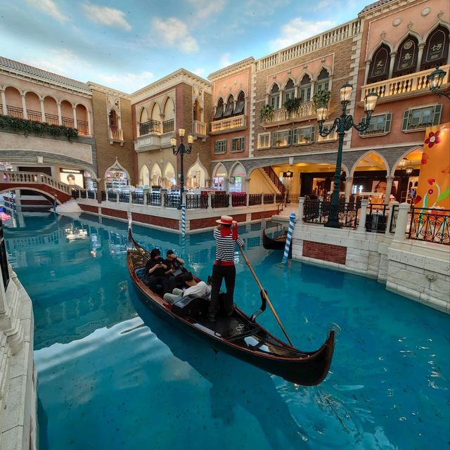 Shop till You Drop @The Venetian 