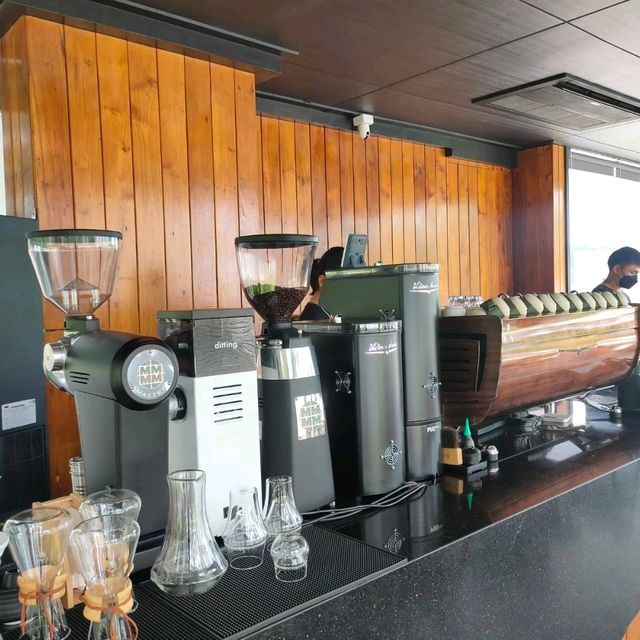 PARAGRAPH CAFE AND EATERY 🕋