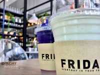 ร้าน Friday Everyday สัตหีบ อาหารอร่อย บรรยากาศดี