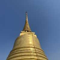 วัดภูเขาทอง