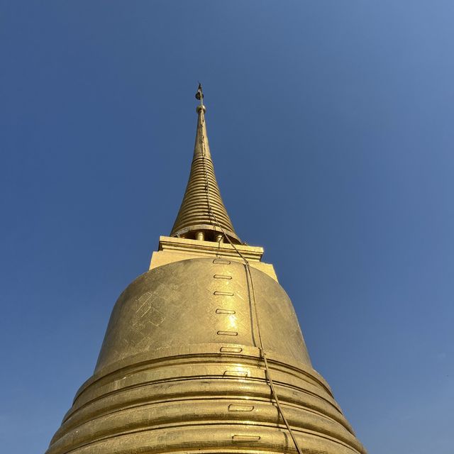 วัดภูเขาทอง
