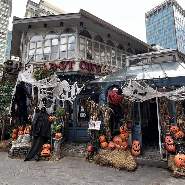 Instagrammable cafe to visit in Bangkok