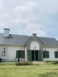 ณ พนา Bistro & Co-Nature Space