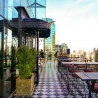 Skyview Hotel Bangkok  พี่พักใจกลางกรุง