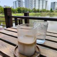 19 SUNDAY CAFE ฉะเชิงเทรา #Petfriendly