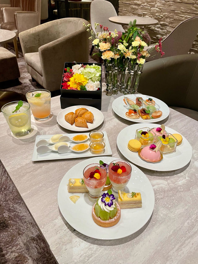 【博多カフェ】 心躍るアフタヌーンティー
