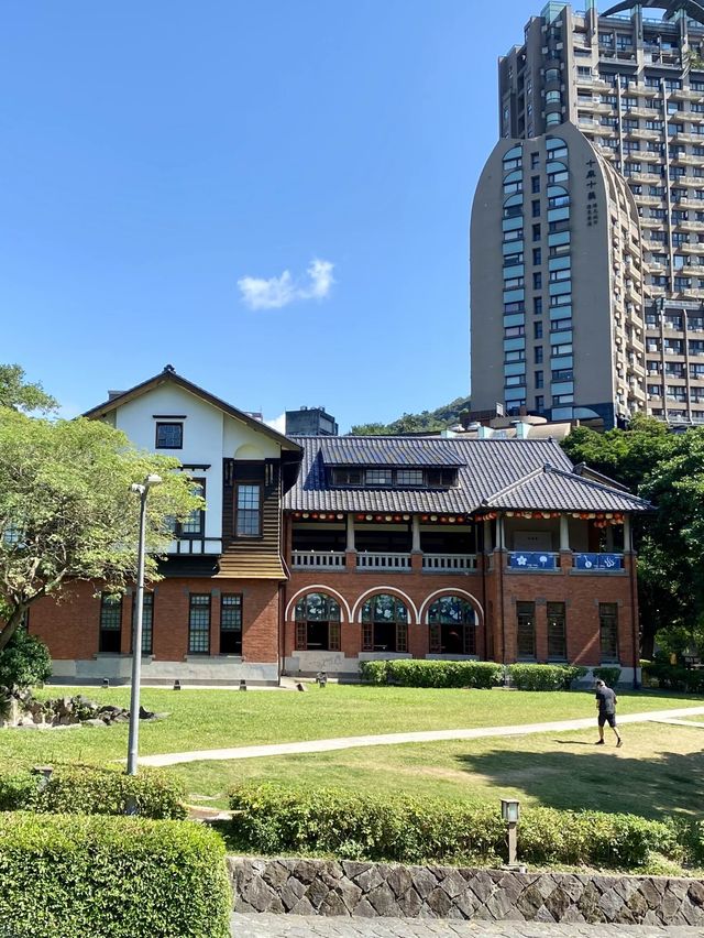 月琴 🪕 望春風 🍃 探索日治時期的台灣 🔍 北投溫泉公共大浴場 ♨️