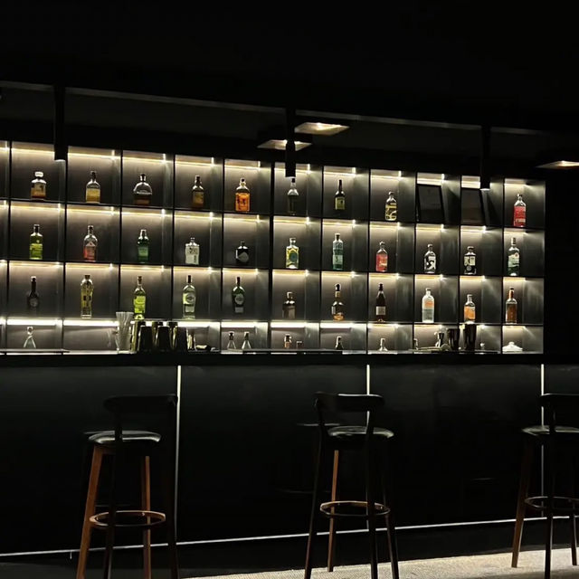 📍Euphoria Cocktail lounge