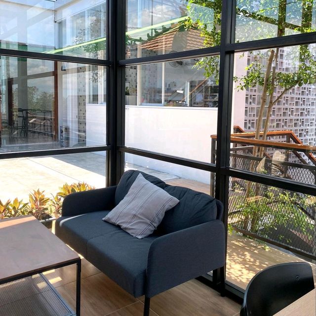 CANTINE | NEW ROOFTOP COFFEE & EATERY IN TIYASAN