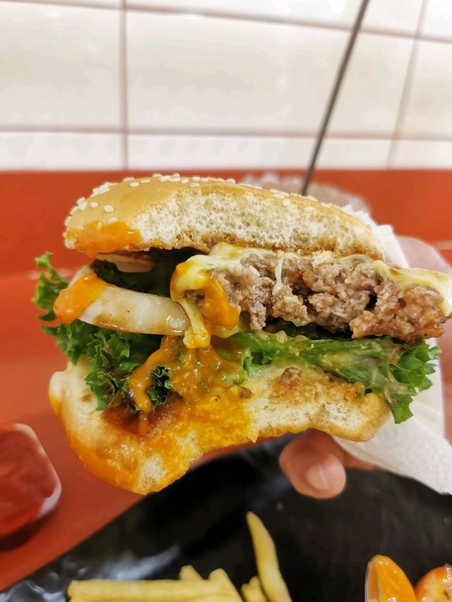 JOY เบอร์เกอร์ & ฮ็อตดอก 🍔🍟🌭🥤