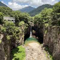 Ang Pak Nam Waterfall～壯觀美麗