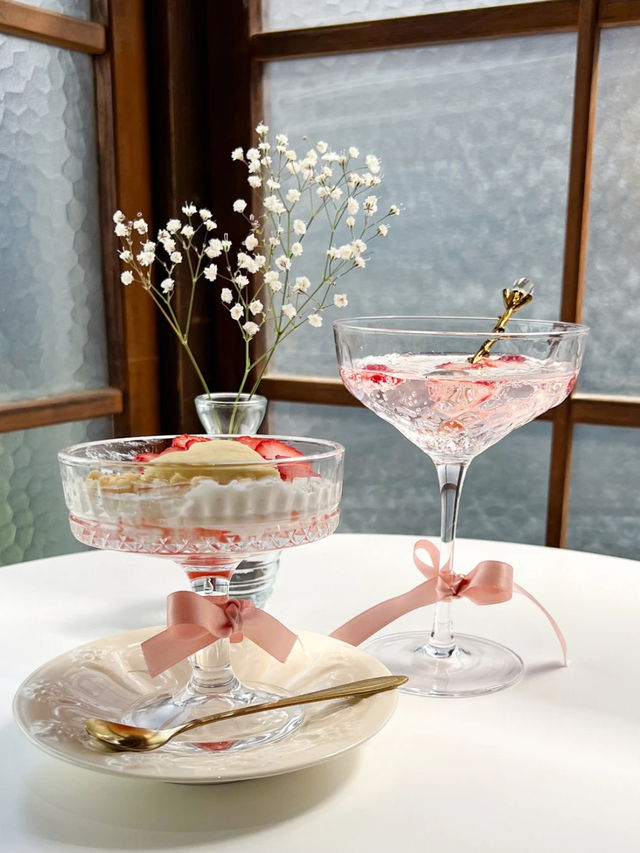【東京カフェ】韓国発のスイーツ”グリークヨーグルト”が楽しめるカフェ