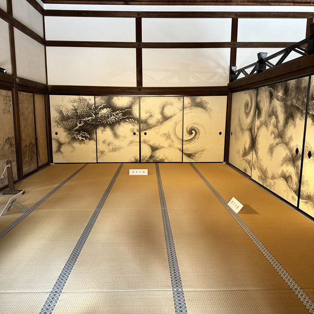 〜京都府〜一度は見よう！世界遺産龍安寺！アートな石庭！